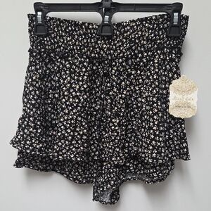 Altar'd State Black Floral Ruffle Hem Shorts